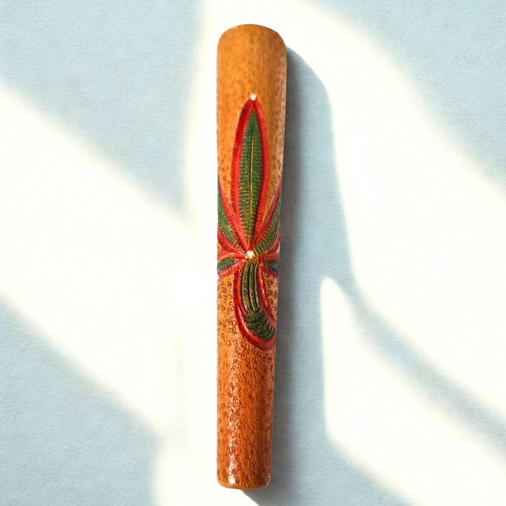Leaf design chillum India