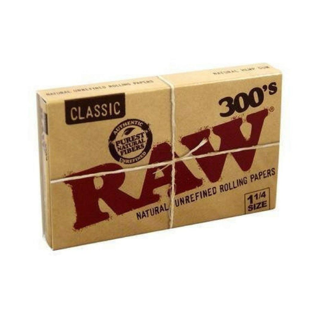 raw classic 300 1 1/4 rolling paper